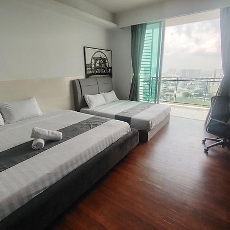 The Shore Residence Melaka Bagian luar foto