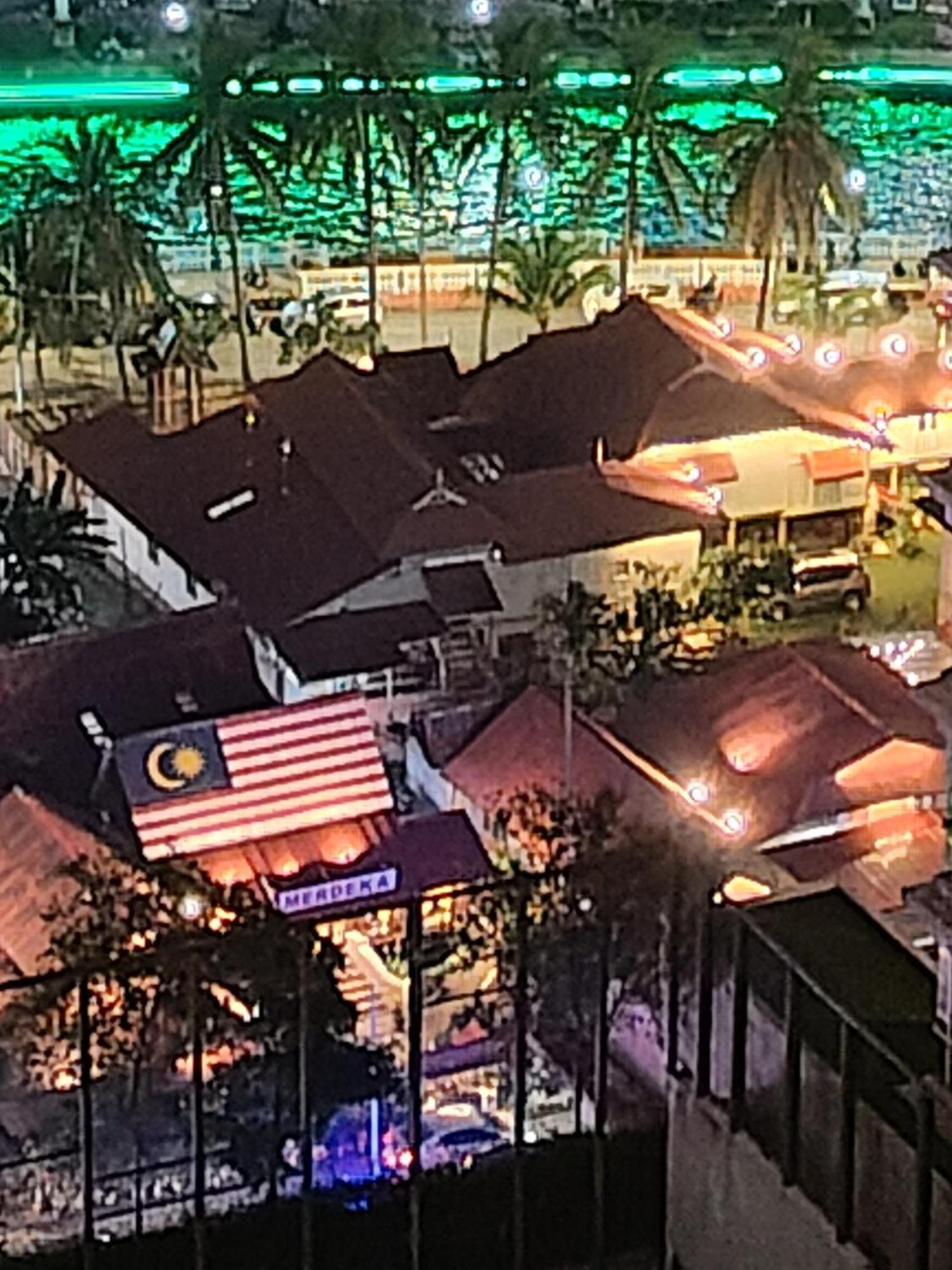 The Shore Residence Melaka Bagian luar foto