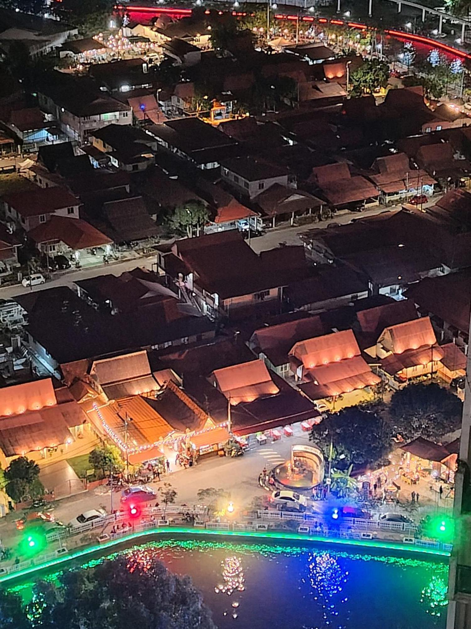 The Shore Residence Melaka Bagian luar foto
