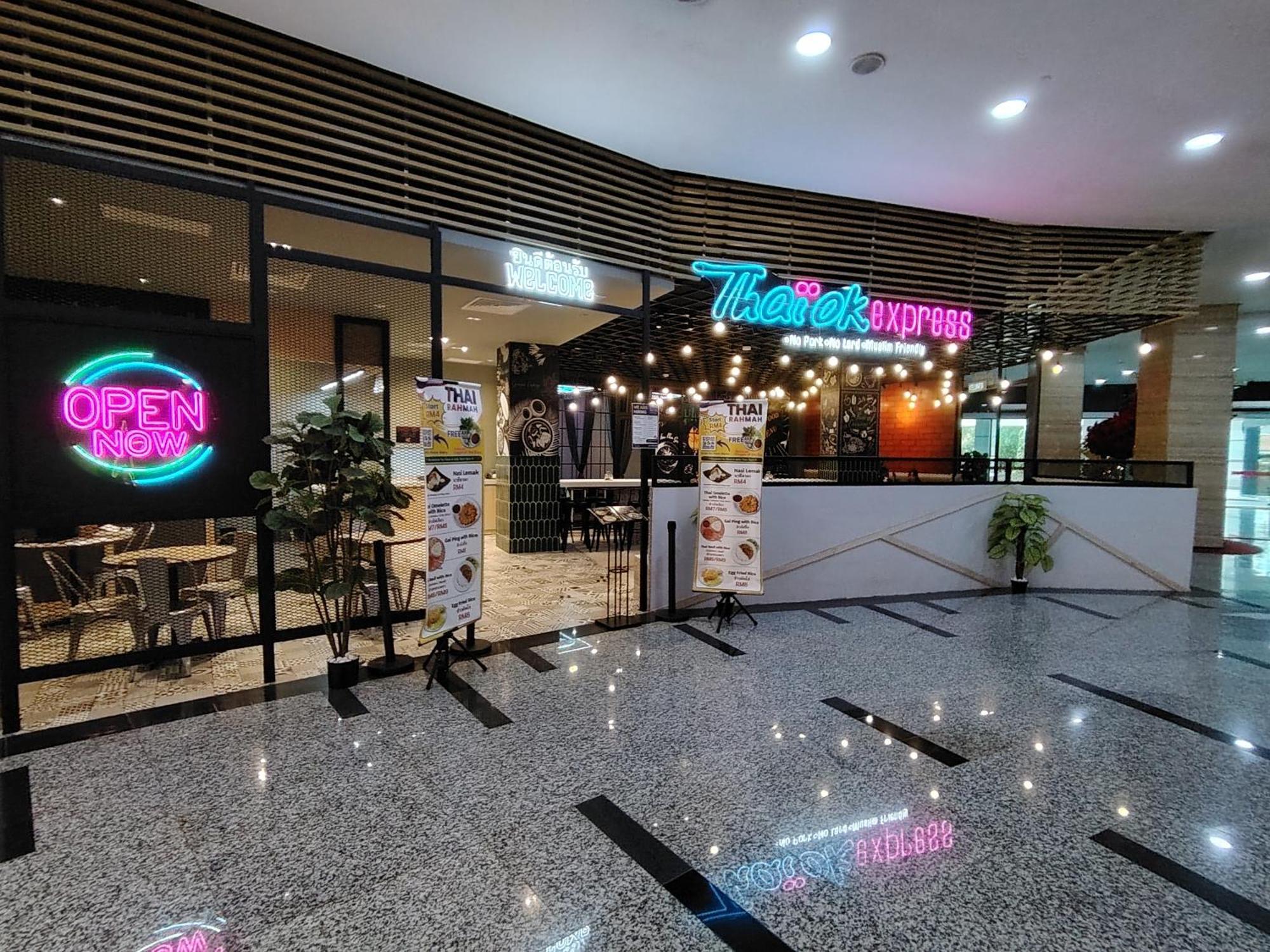 The Shore Residence Melaka Bagian luar foto