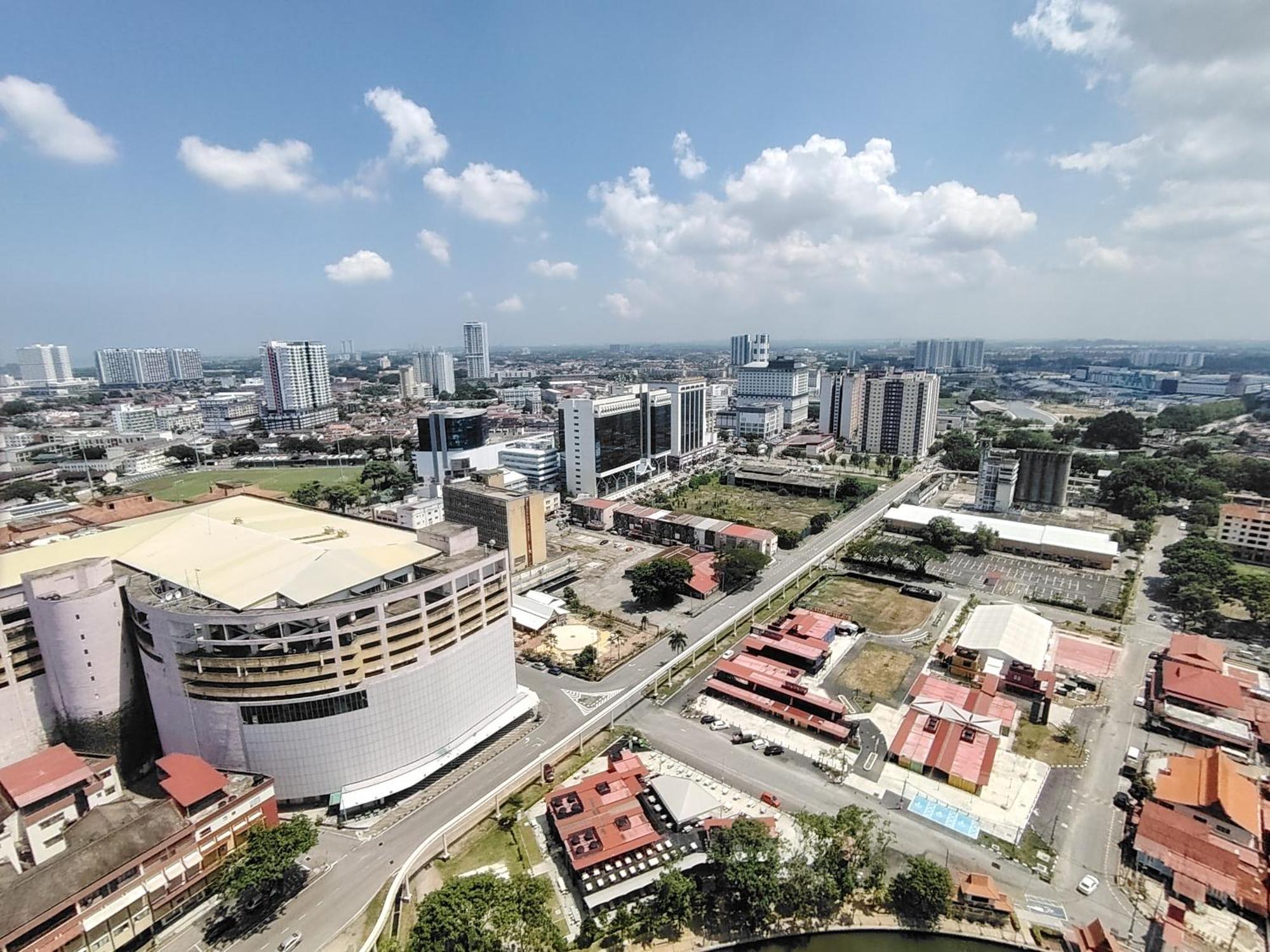 The Shore Residence Melaka Bagian luar foto