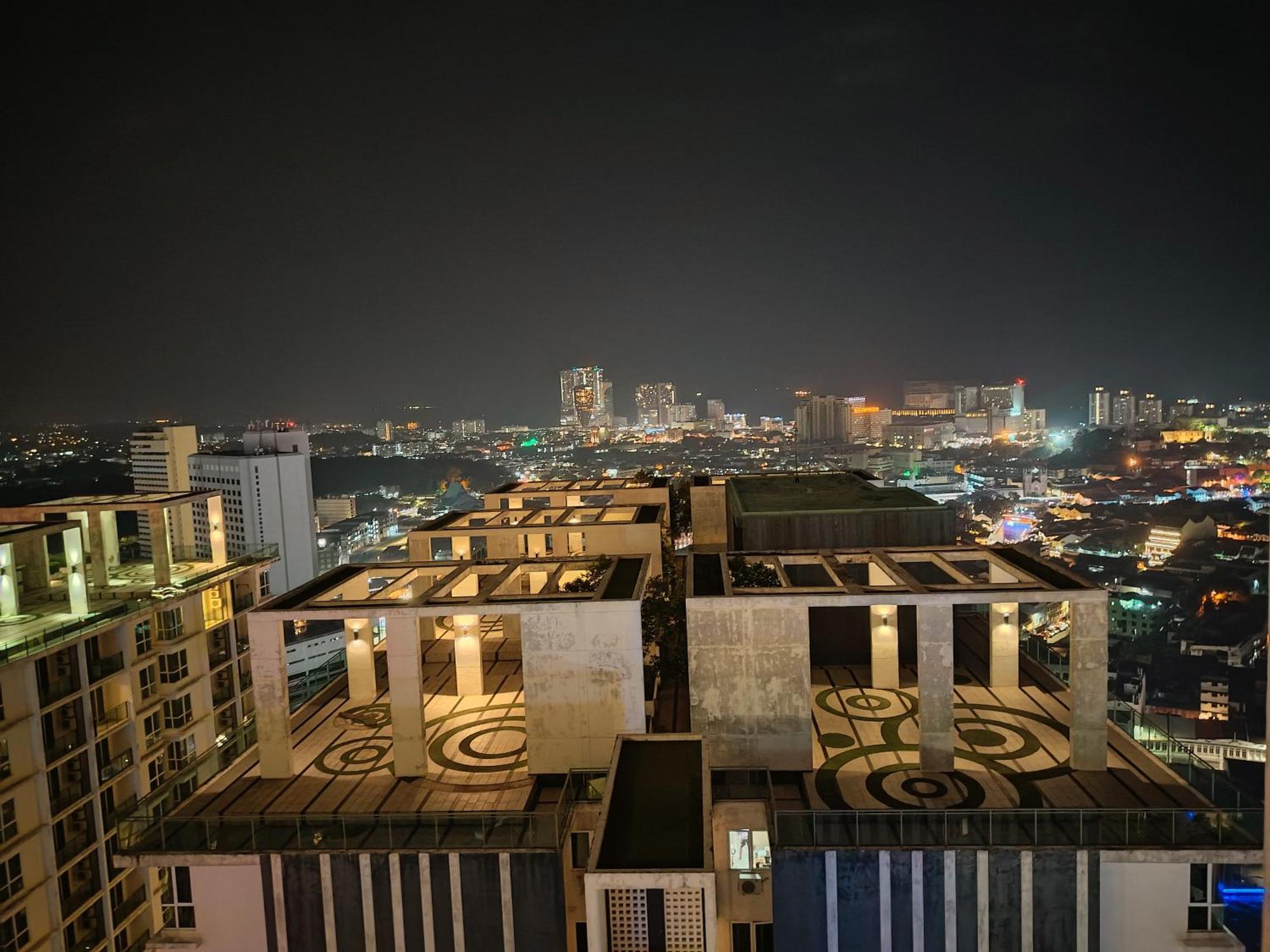 The Shore Residence Melaka Bagian luar foto